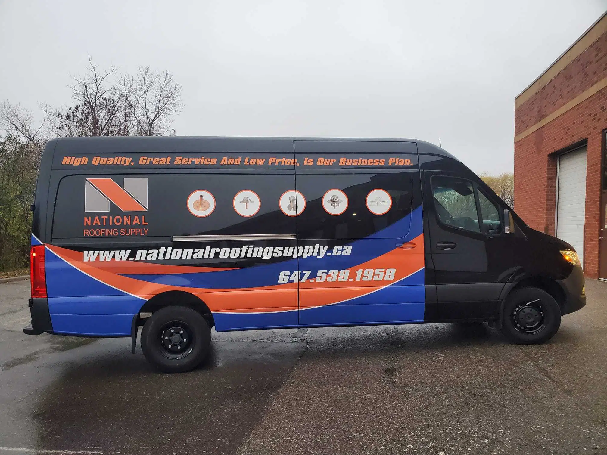 Custom Vehicle Wraps for Commercial Vehicle